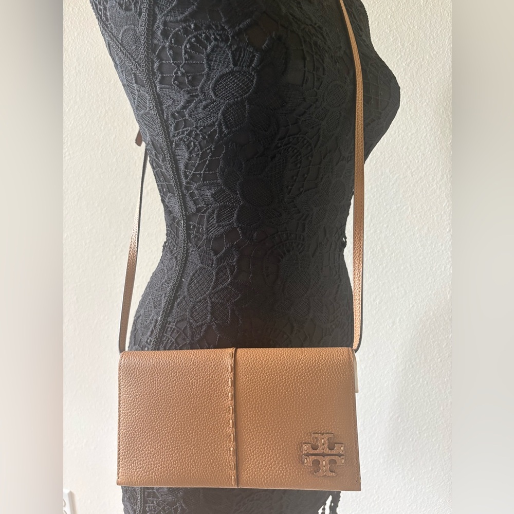 Tory Burch Tan Pebbled Leather crossbody with Logo Cutout
